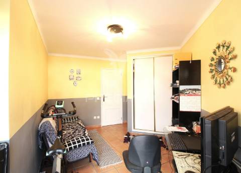 Apartamento t3 duplex, terraço, santiago do cacém