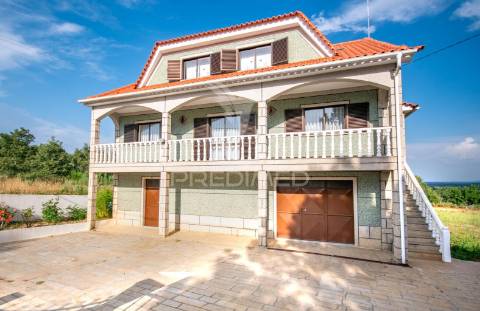 Moradia t4 com terreno de 1850 m² | albardo – guarda