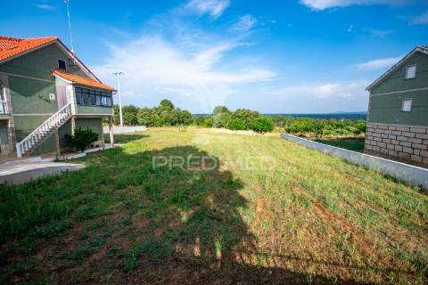 Moradia t4 com terreno de 1850 m² | albardo – guarda