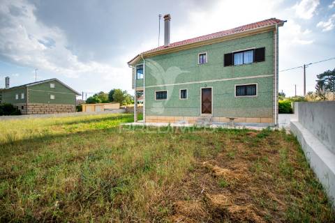 Moradia t4 com terreno de 1850 m² | albardo – guarda