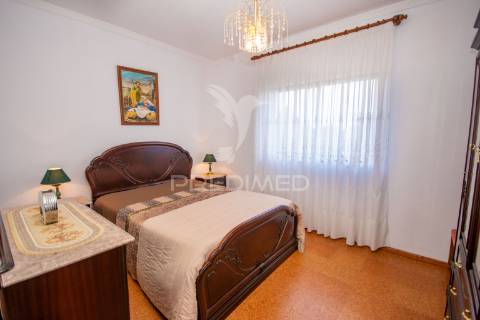 Moradia t4 com terreno de 1850 m² | albardo – guarda