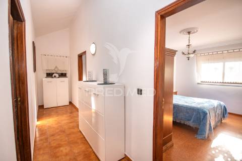 Moradia t4 com terreno de 1850 m² | albardo – guarda