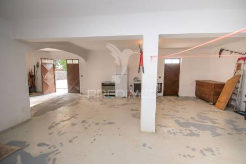 Moradia t4 com terreno de 1850 m² | albardo – guarda