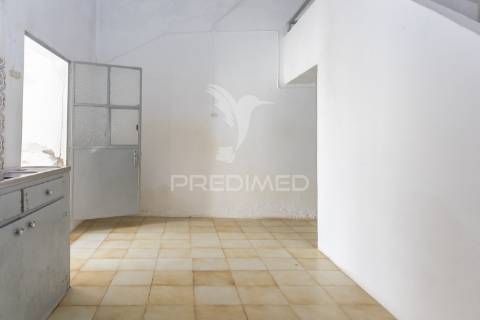 Moradia pronta a habitar - torrão