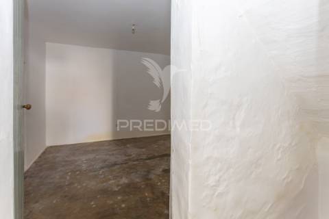 Moradia pronta a habitar - torrão