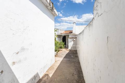 Moradia pronta a habitar - torrão