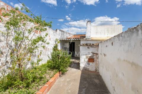 Moradia pronta a habitar - torrão