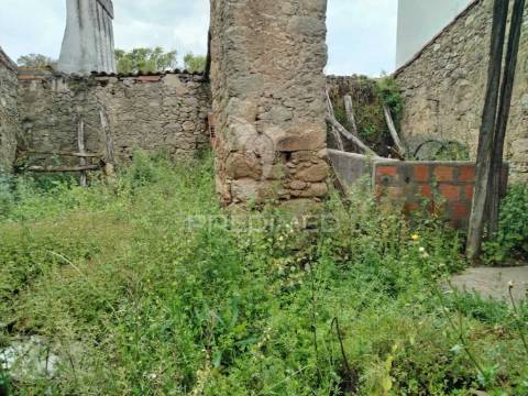 Oportunidade de reconstrução em alagoa – portalegre