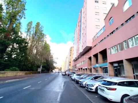 Loja | belas | queluz