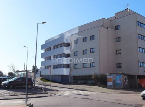 T3 com boxe terraço