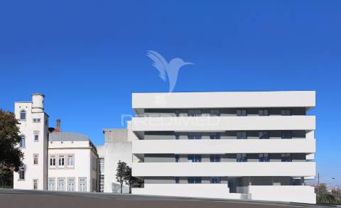 T3 com boxe terraço