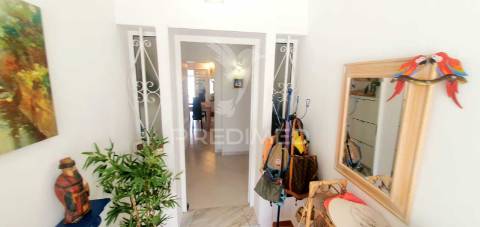 Moradia térrea  v2 em albufeira  3km da praia