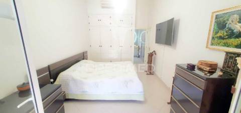 Moradia térrea  v2 em albufeira  3km da praia