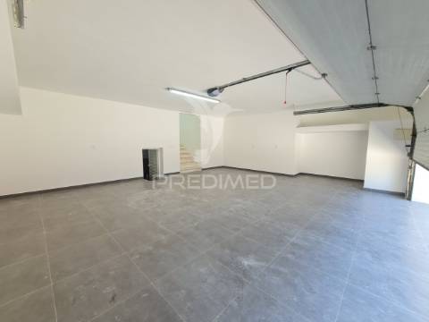 Moradia exclusiva t4 na prestigiada herdade da aroeira