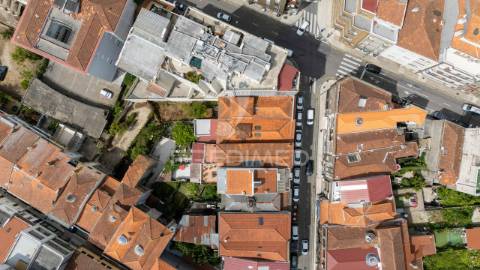 Prédio com 7.000€/mês de rendimento expectável em cedofeita!