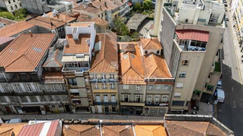 Prédio com 7.000€/mês de rendimento expectável em cedofeita!