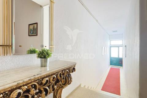 Prédio com 7.000€/mês de rendimento expectável em cedofeita!