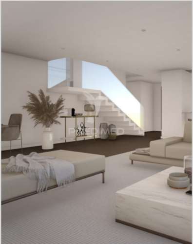 T4 de luxo novo no montijo – garagem dupla, piscina e ginásio