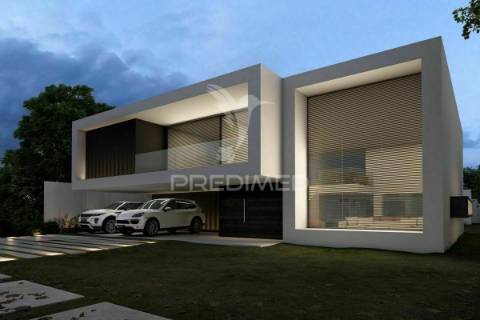 Vendo terreno c/projecto aprovado e de especialidades para 4 moradias de luxo no funchal