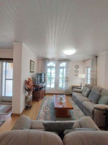 Acolhedora moradia no coração de vilamoura