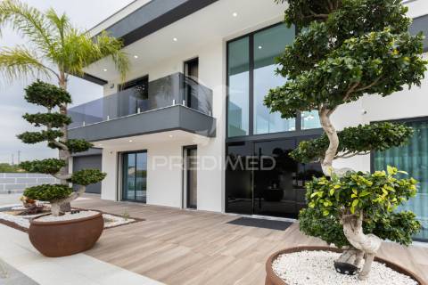 Propriedade única no coração de azeitão - nova