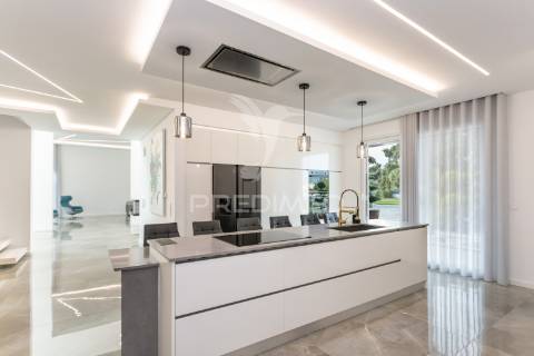 Propriedade única no coração de azeitão - nova