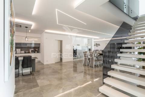 Propriedade única no coração de azeitão - nova