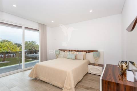 Propriedade única no coração de azeitão - nova