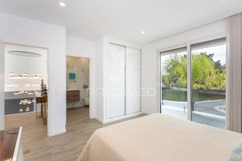 Propriedade única no coração de azeitão - nova