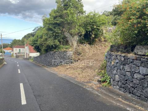 Terreno à venda com projeto aprovado