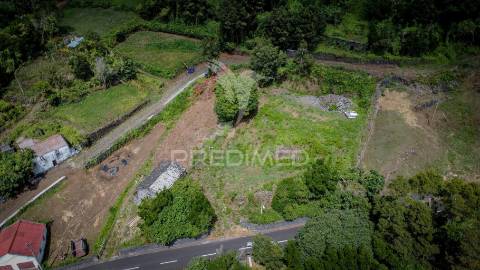 Terreno à venda com projeto aprovado