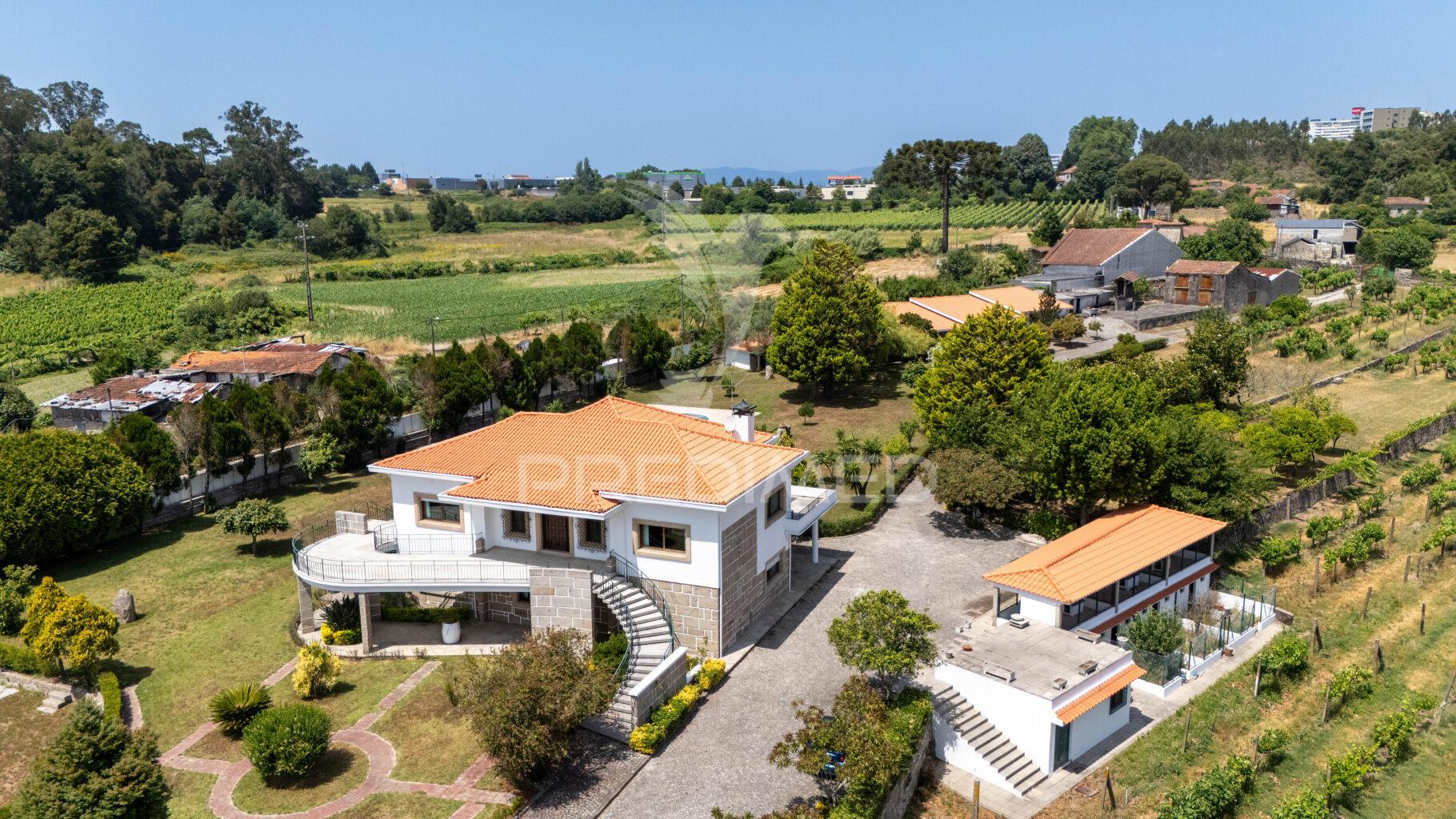 Refúgio de luxo em penafiel - onde os sonhos ganham raízes
