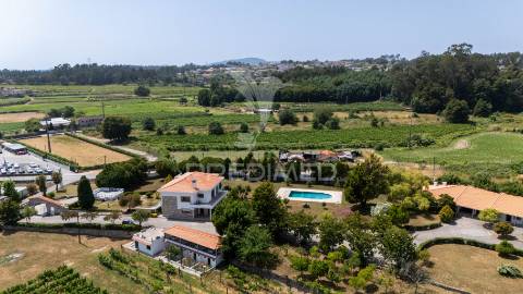 Refúgio de luxo em penafiel - onde os sonhos ganham raízes