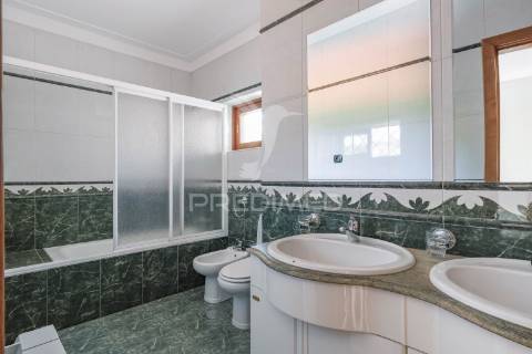 Refúgio de luxo em penafiel - onde os sonhos ganham raízes