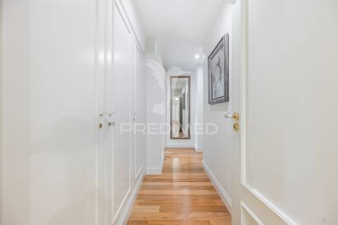 Moradia t5 em miramar - vila nova de gaia