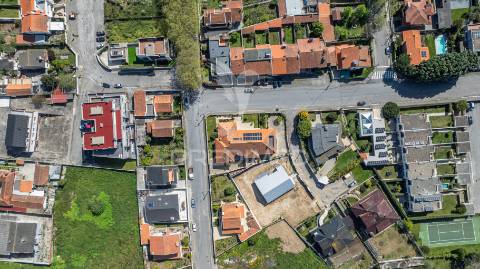 Moradia t5 em miramar - vila nova de gaia