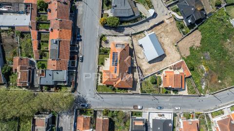 Moradia t5 em miramar - vila nova de gaia