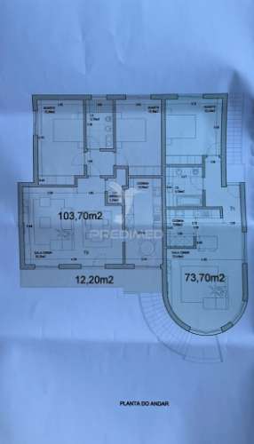 Moradia | 4 apartamentos + terreno