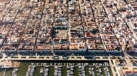 Apartamento t3 em edifício pombalino, frente rio, 195m2