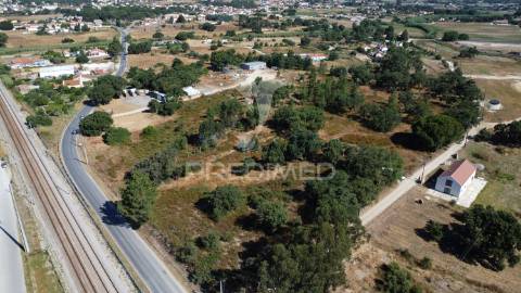 Herdade com 4.9 hc,com moradia,pinhal novo.