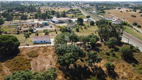 Herdade com 4.9 hc,com moradia,pinhal novo.