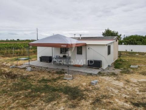 Terreno rústico com casa móvel equipada – habitação imediata
