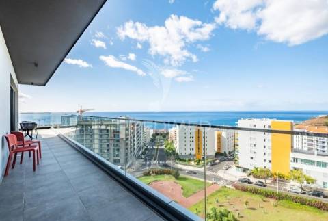 Penthouse t3 com vista mar de cortar a respiração – exclusiva, moderna e pronta a rentabilizar!