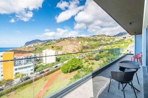 Penthouse t3 com vista mar de cortar a respiração – exclusiva, moderna e pronta a rentabilizar!