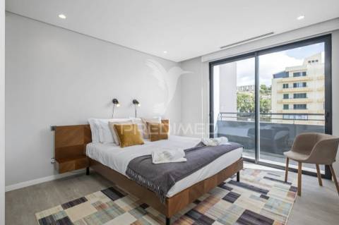 Penthouse t3 com vista mar de cortar a respiração – exclusiva, moderna e pronta a rentabilizar!