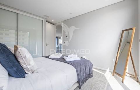 Penthouse t3 com vista mar de cortar a respiração – exclusiva, moderna e pronta a rentabilizar!