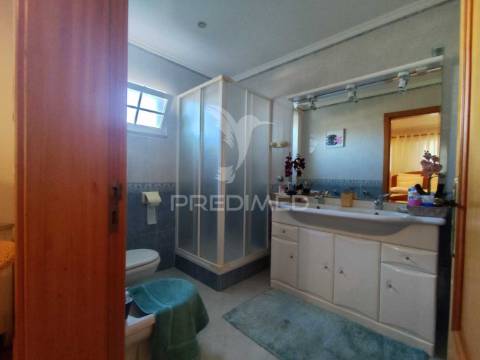 Moradia t3 com terreno de 4.000m² em brejos de azeitão