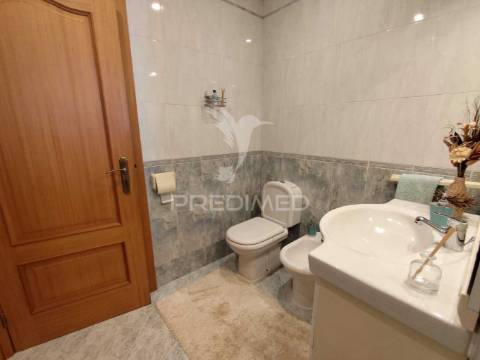 Moradia t3 com terreno de 4.000m² em brejos de azeitão