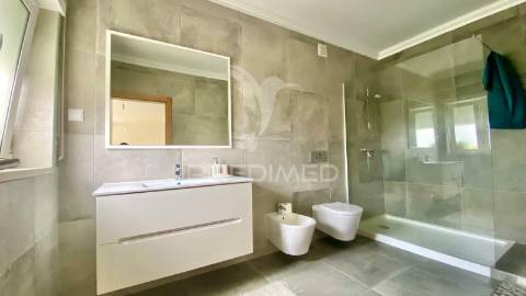 Apartamento t2 , com garagem e piscina em salir do porto