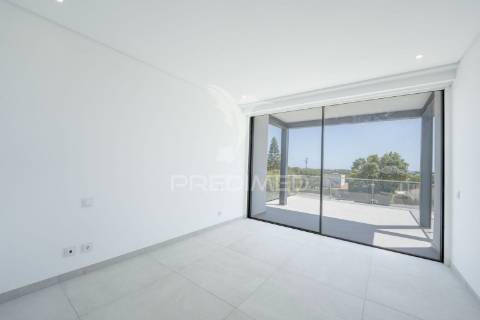 Moradia nova perto dos campos de golfe de vilamoura